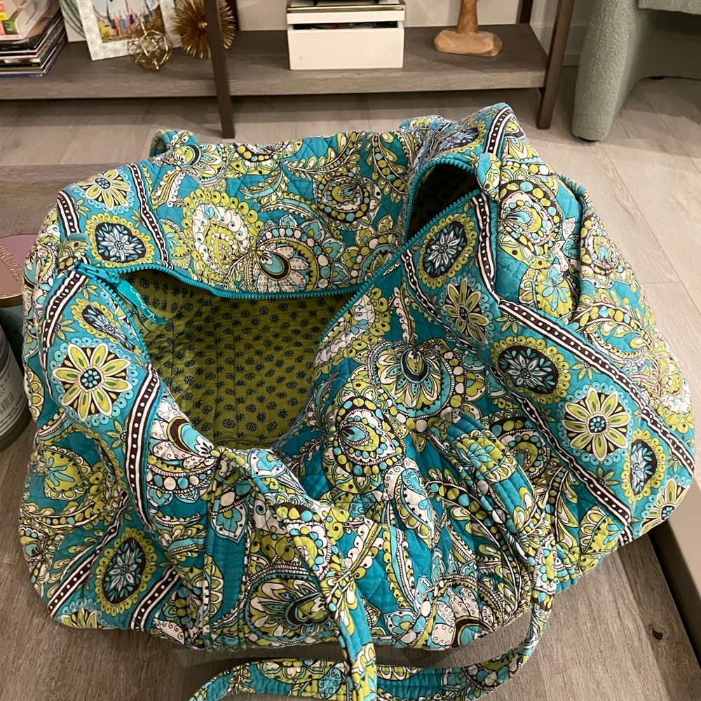 Vera Bradley 20” duffle